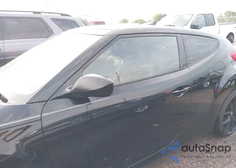 2012 Hyundai Veloster Base W/Red/Black from USA, damaged, VIN KMHTC6AD0CU053038